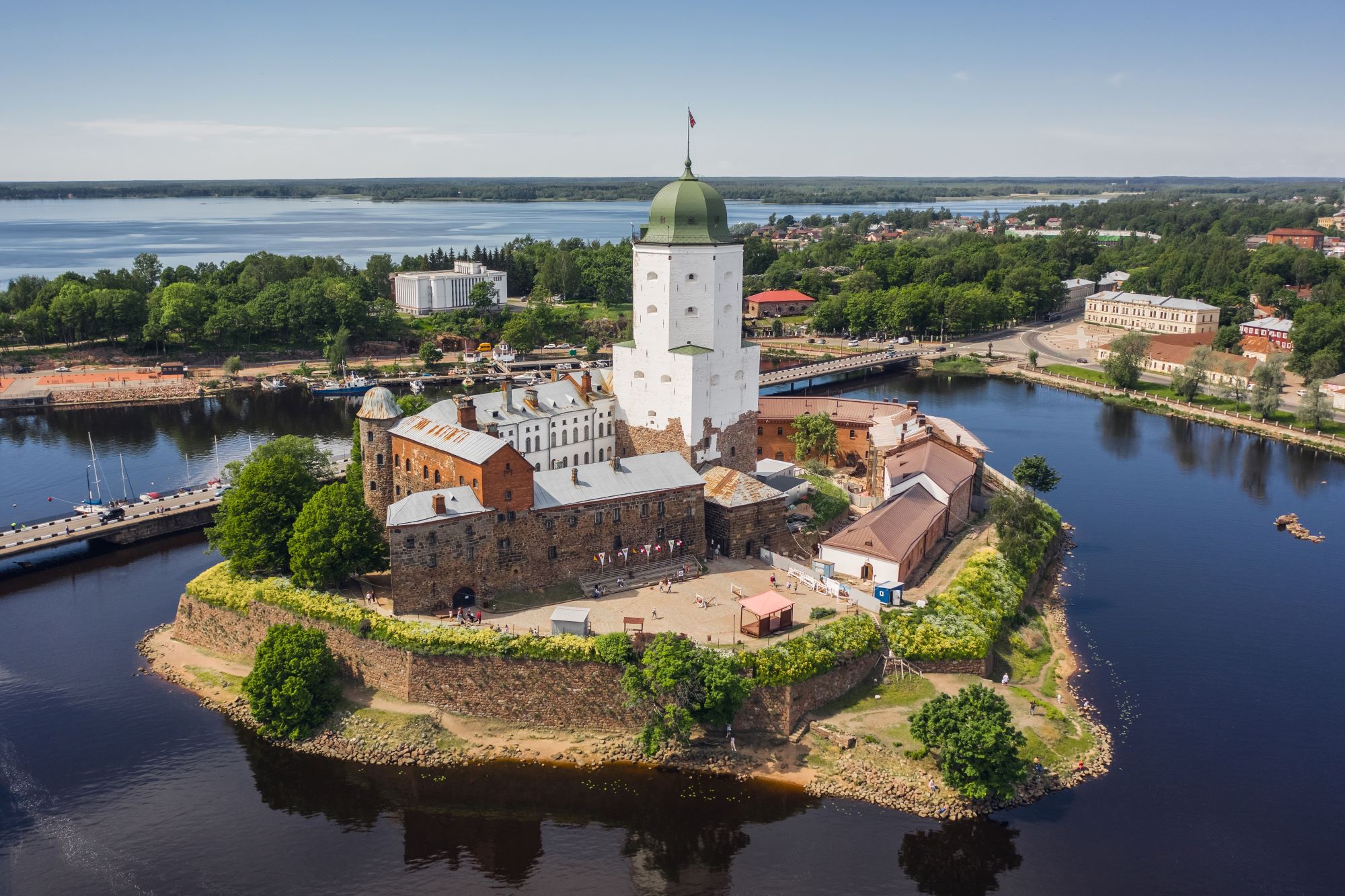 Экскурсия в Выборг из Санкт-Петербурга